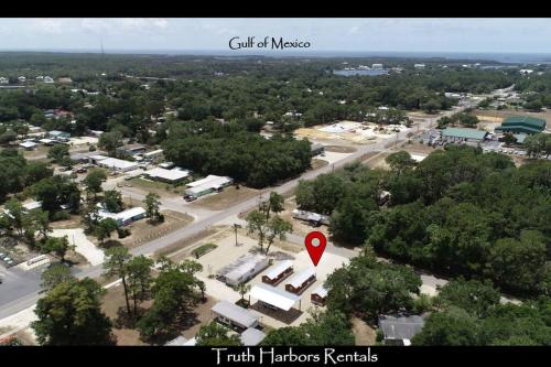 Truth Harbors Cabin 3 - Downtown Steinhatchee – Photos 4