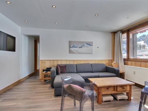 Magnifique appartement 8 personnes, balcon, skis aux pieds
