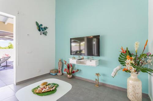 Μια τηλεόραση ή/και κέντρο ψυχαγωγίας στο Les Villas de la Cheminée