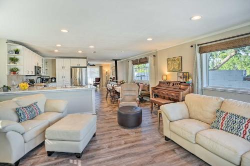 Charming Laguna Hills Home with Private Hot Tub