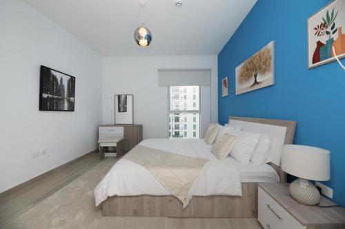 Posteľ alebo postele v izbe v ubytovaní Yas Island - 2 Bedrooms, 2 toilet with shared Pool & Parking