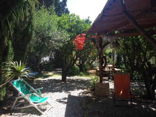 Κήπος έξω από το Appartamenti Pousada Michelino