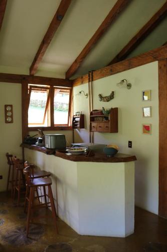 Köök või kööginurk majutusasutuses Chalé na Serra da Mantiqueira