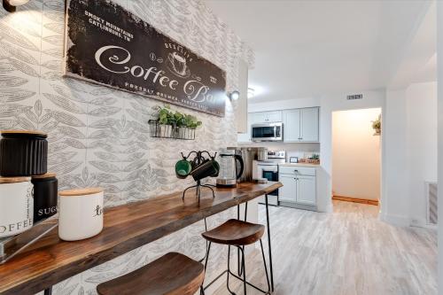 The pet friendly cub cabinにあるキッチンまたは簡易キッチン