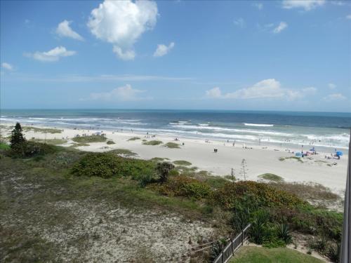 Boardwalk 201- Direct Oceanfront Condo!