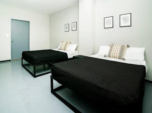 Hotel moderno en el corazón de Mty centro p/4pax C