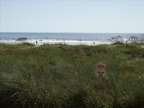 Afbeelding uit fotogalerij van Spanish Main Unit 1- Direct Oceanfront Condo! in Cocoa Beach
