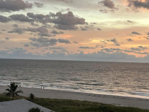 Foto dalla galleria di Sandcastles 701- Space Coast Ocean view! a Cocoa Beach