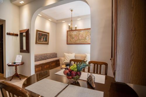 Royal Apartment