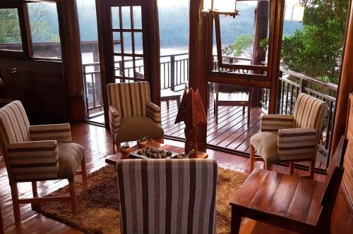 Χώρος καθιστικού στο Puro Moconá Lodge
