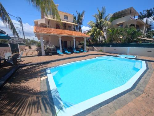 VILLA L'OR with Private Pool