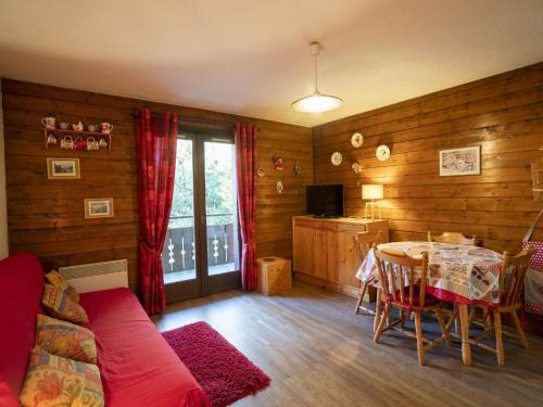Mountain-view apartment in Chatel with balcony – Photos 2