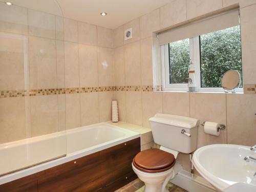 Koupelna v ubytování Highbeck Cottage