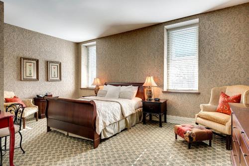 Nicollet Island Inn Image