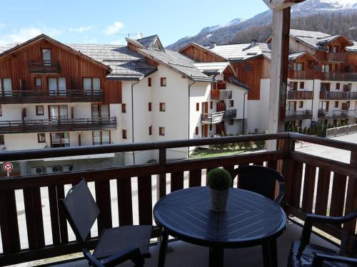 Appartement cosy avec piscine, 4 pers, Les Orres 1800 - FR-1-322-432