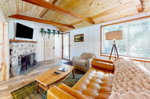 Talmadge Pines – Photos 2
