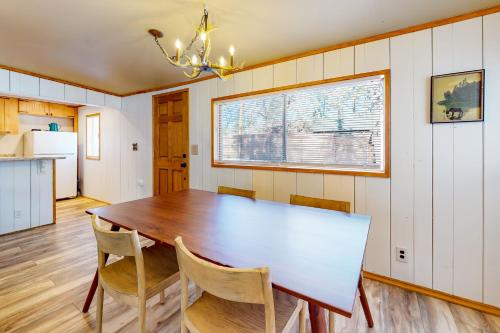 Talmadge Pines – Photos 5