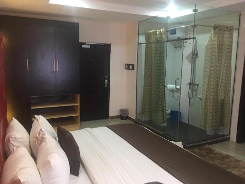 Wizy Hyatt Hotel – Photos 3