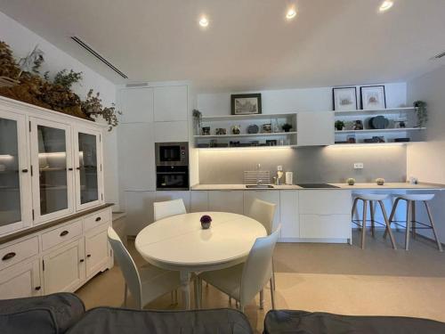 Apartamento con jardín y piscina en Córdoba