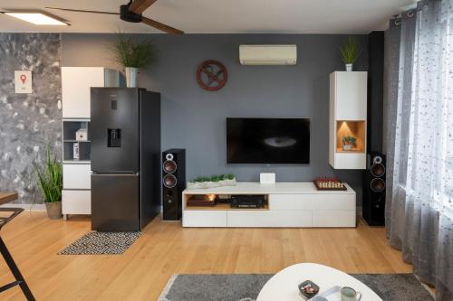 New Gallery Best West Apartment 310
