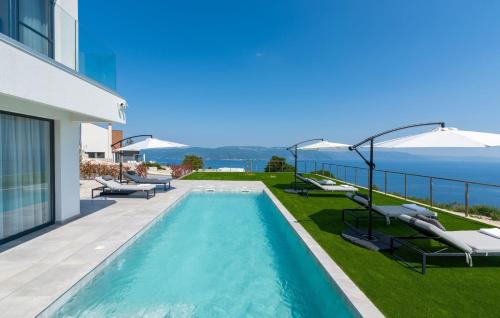 Villa Atrium with heated pool, sea view, jacuzzi, gym and sauna