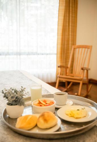 Jídlo v hotelu nebo okolí