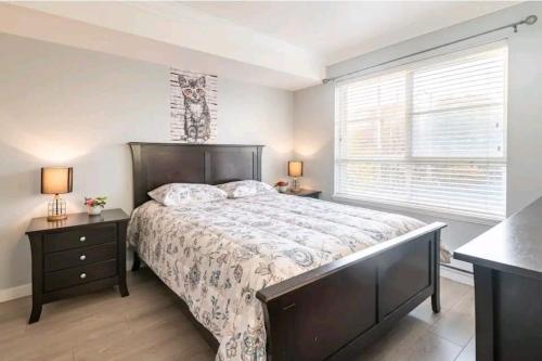 SURREY - 3 BED CONDO WITH BALCONY VIEW - Indoor Parking