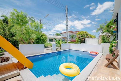 Kolam renang di atau dekat dengan Little Hua-Hin Private Poolvilla From beach 3km