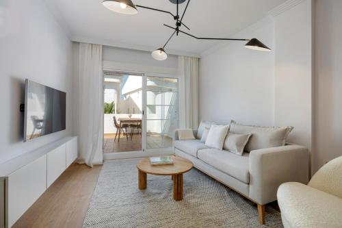Stunning renovated Apt Golden Banús! RDR254