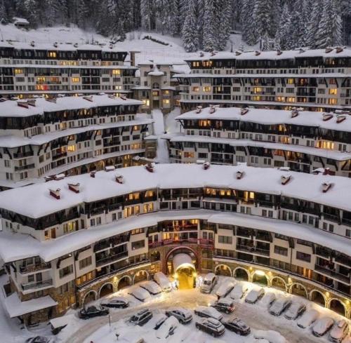 Fotografie z fotogalerie ubytování Grand Monastery Apartment v destinaci Pamporovo