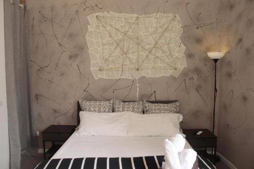 Łóżko lub łóżka w pokoju w obiekcie New Rubik's Castle