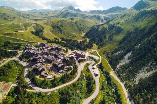 an aerial view of a village in the mountains at Résidence Pierre & Vacances Premium Arc 1950 Le Village in Arc 1950