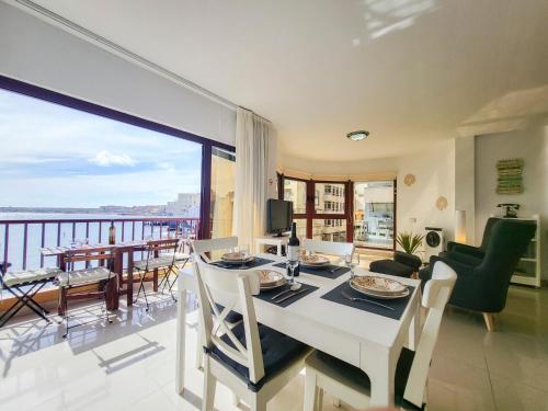 MEDANO4YOU Red Mountain Sea View Holiday Home