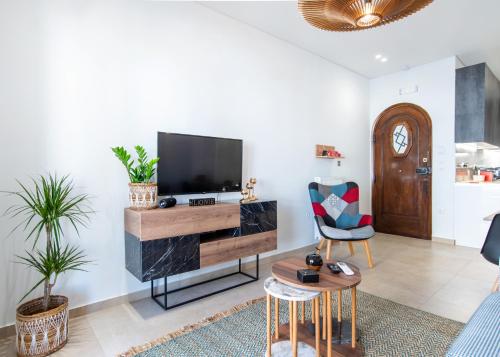 2bdroom Plaka Apartment