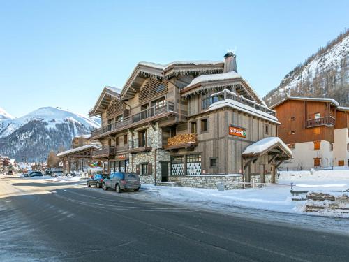 Appartement de Standing en Duplex à Val-d'Isère avec Balcon, Parking et Wifi