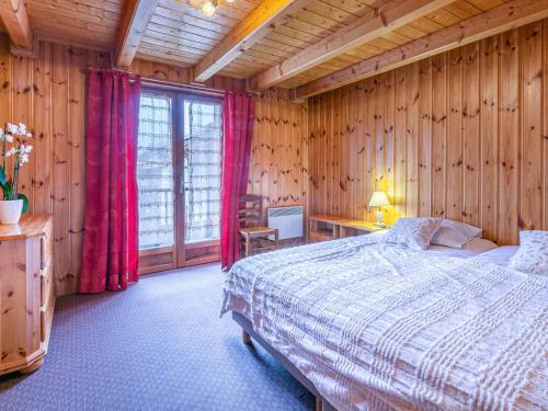 Duplex montagnard rustique avec cheminée, au vieux village de Val-d'Isère, au pied des pistes