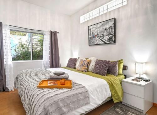Spectacular Ocean & Mountain View Villa – Photos 3