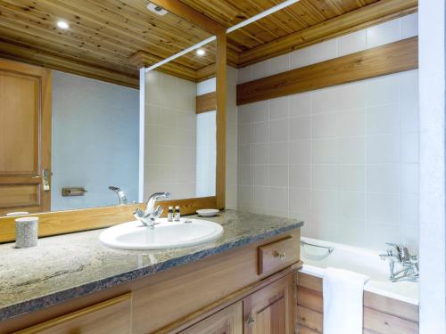 Duplex de Standing au Pied des Pistes avec Grand Balcon, Expo Sud/Ouest, Parking Inclus