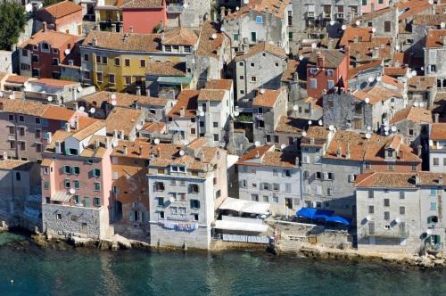 Studio apartment in Rovinj with Terrace, Air condition, WIFI, Washing machine (4686-5)