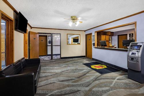 Super 8 by Wyndham Valentine NE – Photos 3
