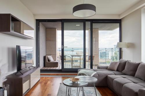 Spacious Condo in Nusle by Prague Days