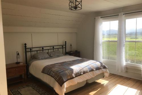 Katil atau katil-katil dalam bilik di 1858 Homestead