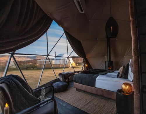 Postel nebo postele na pokoji v ubytování Reykjavik Domes
