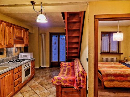 Dapur atau dapur kecil di Appartamento vista montagna