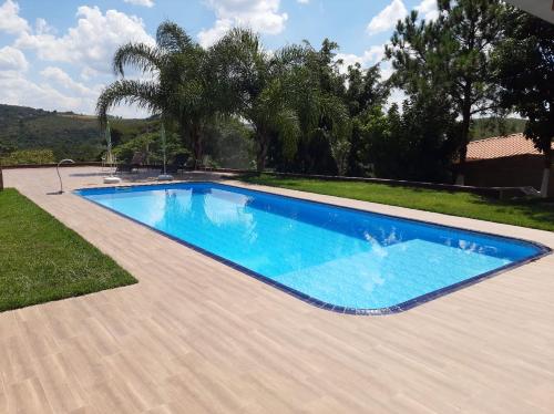 Chácara Recanto do Rei muito verde e ar puro.