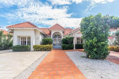 NEW ! Wayaca Retreat picture