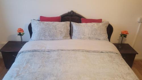 Postel nebo postele na pokoji v ubytování Beautiful 1-Bed Apartment in London