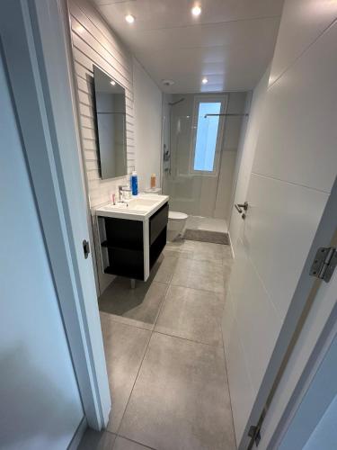 2-bedroom-apartment with a terrace, pool, gym
