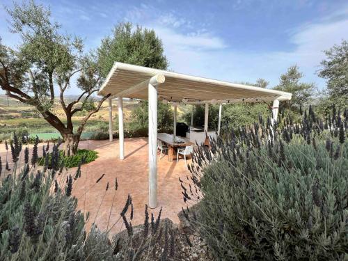 Taman di luar Finca Zayas Casa Rural & Guest Suites
