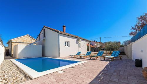 Poolincluded Holiday Home Barba – Photos 3